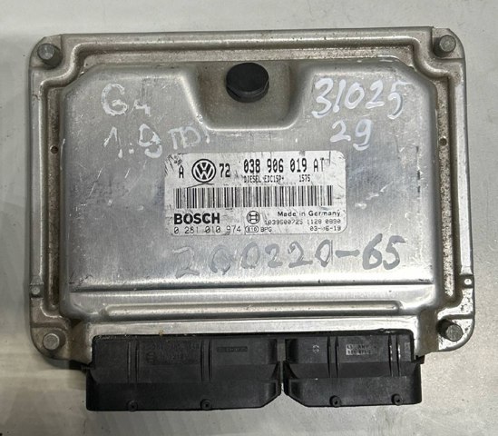 Блок двигуна 038906019AT VAG