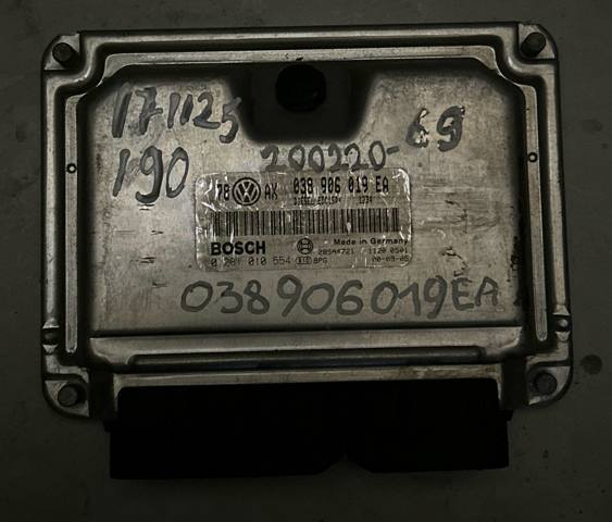Модуль управління двигуном 038906019EA VAG