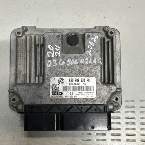 Модуль управління двигуном 03G906021AQ VAG