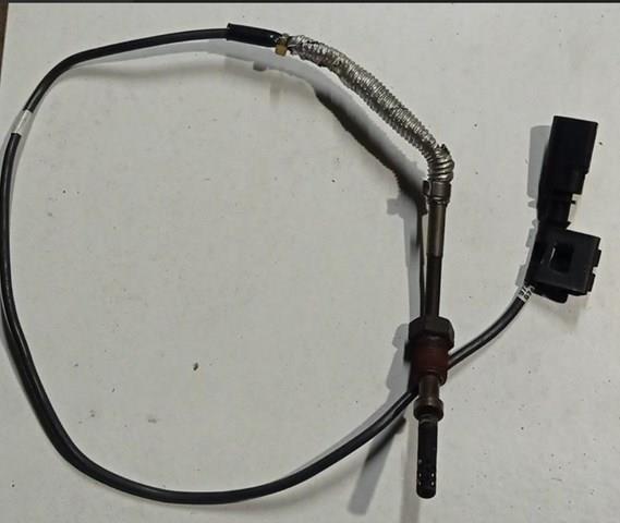 Датчик температури відпрацьованих газів (ВГ), перед турбіною 03G906088AN VAG