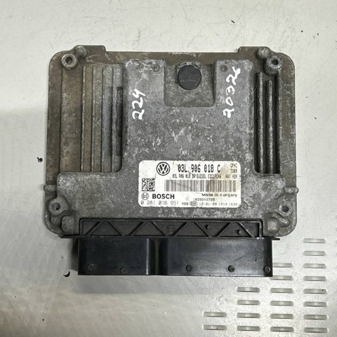 Комп'ютер двигуна 03L906018C VAG