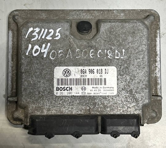 Комп'ютер двигуна 06A906018DJ VAG