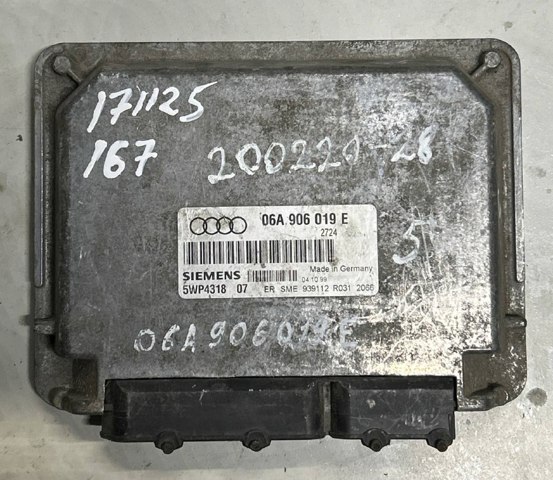 Блок двигуна 06A906019E VAG