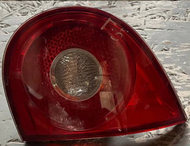 Ліхтар задній правий, внутрішній 1K6945094J VAG