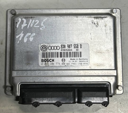 Комп'ютер двигуна 8D0907558B VAG