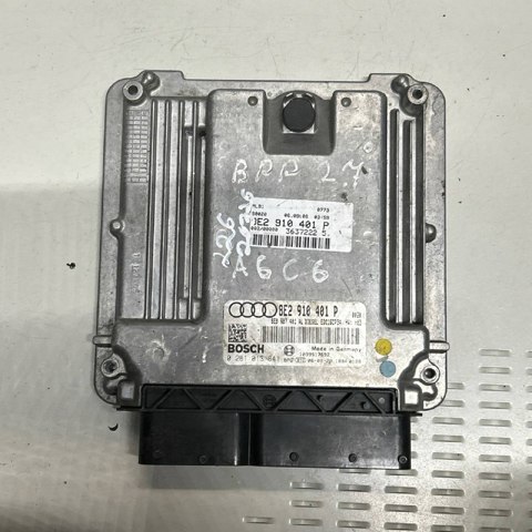 Блок двигуна 8E2910401P VAG