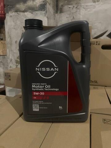 Масло автомобільне KE90090043 NISSAN