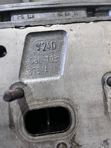 Головка блоку 03L103373A VAG