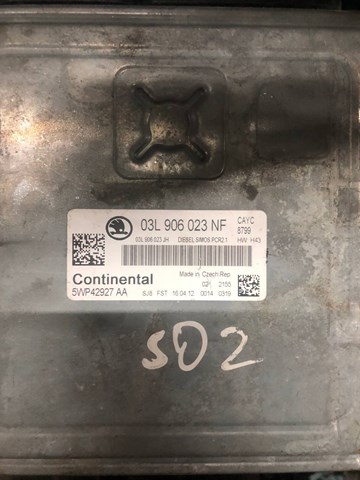 Блок електронного управління 03L906023NF VAG
