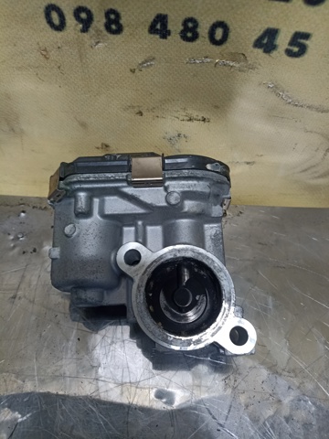 Клапан EGRсістеми рециркуляції відпрацьованих газів 147106RR0A NISSAN
