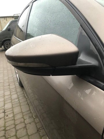 Праве дзеркало заднього виду 3AA857508J9B9 VAG