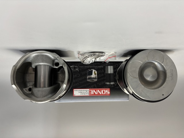 Поршень в зборі 234104A914 HYUNDAI