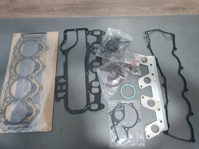 Сальник двигуна, распредвала XM346700BA FORD