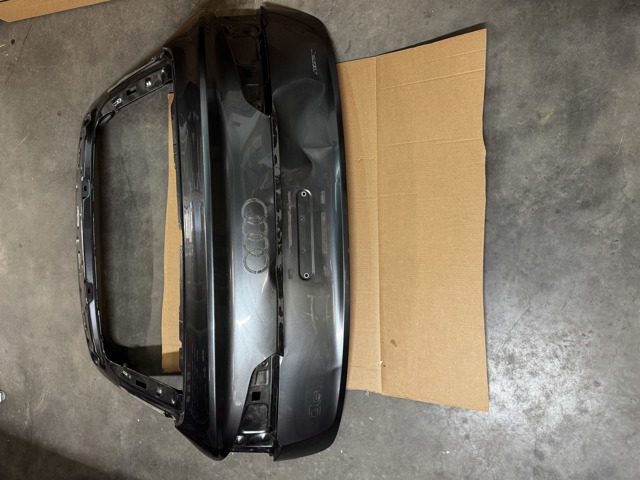 Задні двері багажника 80F827025STL VAG