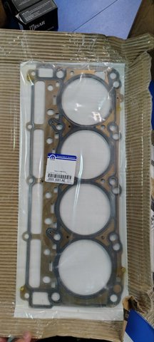 Прокладка головки блоку циліндрів (ГБЦ), ліва 05038281AE CHRYSLER