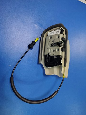 Замок задньої двері, лівої 150067400A TESLA