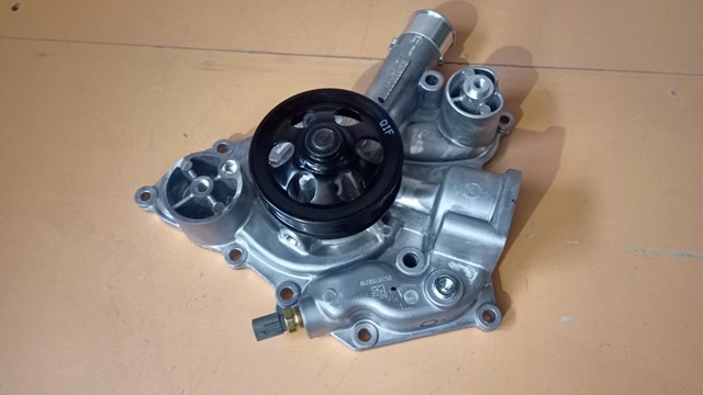 Водяний насос 5038677AC CHRYSLER