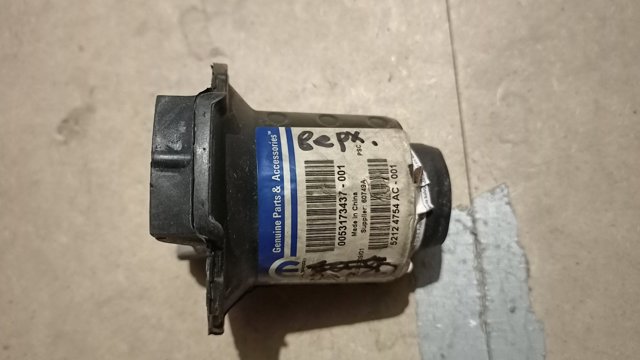 Подушка передньої балки 52124754AC CHRYSLER