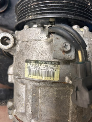 Компресор кондиціонера 7SBH17C CHRYSLER