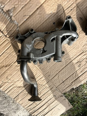 Масляний насос двигуна 7T4Z6600BA FORD