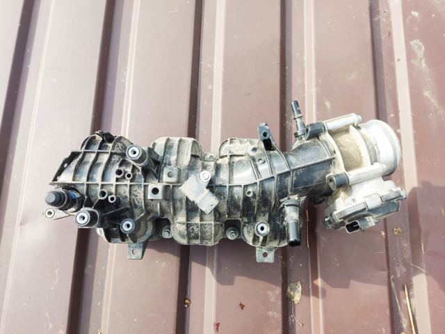 Колектор впускний FT4Z9424E FORD