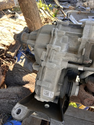Коробка роздавальна L1MZ7A195C FORD