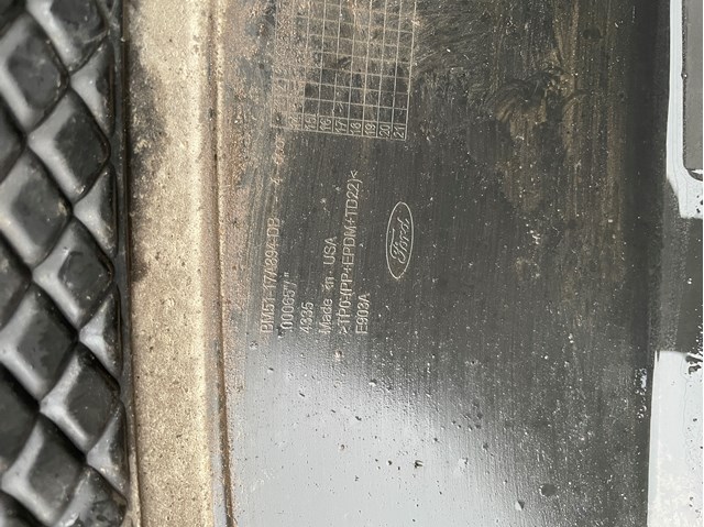 Спойлер заднього бампера 1705755 FORD