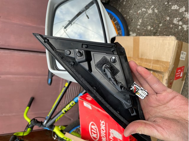 Праве бокове дзеркало 876202P160 HYUNDAI