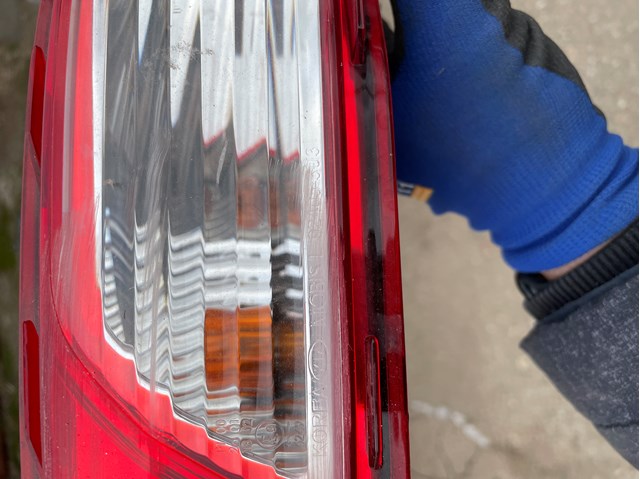 Протівотуманнка задня, ліва 924053U300 HYUNDAI