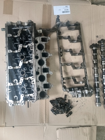 Головка блоку в зборі c распредвалами 03L103373A VAG