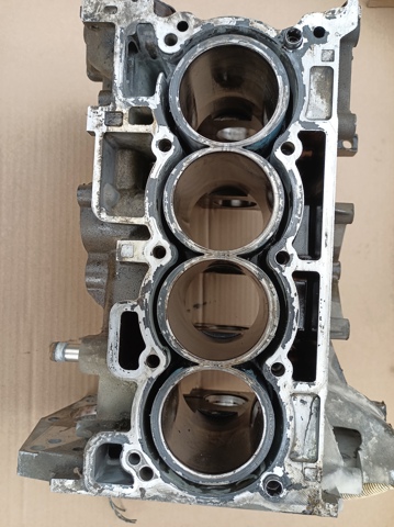 Блок циліндрів двигуна 110001KT0G NISSAN