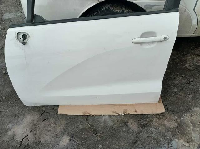 Водійські двері 760031W010 HYUNDAI