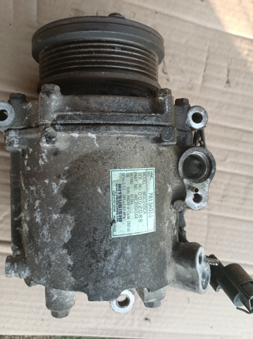 Компресор кліматичної установки 7813A010 MITSUBISHI