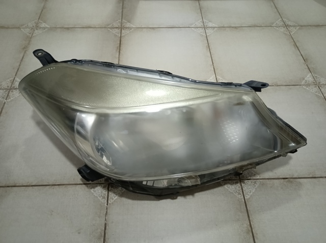 Права блок фара 811300D470 TOYOTA