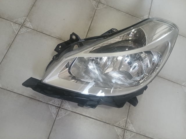 Фара основна ліва 8200459824 RENAULT