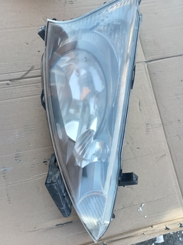 Фара комбінована, передня 8301A076 MITSUBISHI