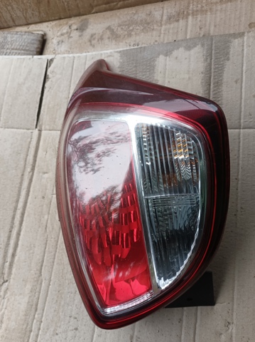 Задні ліхтарі 92402B9100 HYUNDAI