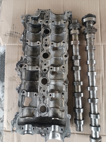 Кришка клапанів 9812647280 PEUGEOT