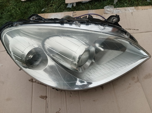 Фара правая A1698207861 MERCEDES