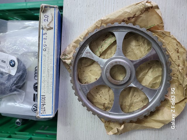 Регулятор фаз газорозподілу 30040001 SWAG