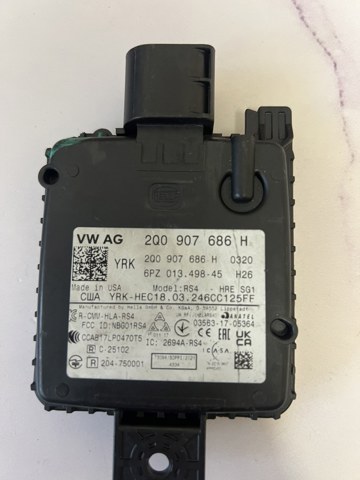 Датчик контролю мертвої зони, задній 2Q0907686H VAG