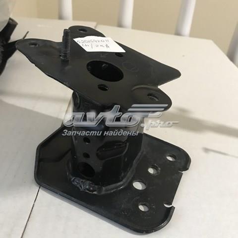 Кронштейн підсилювача заднього бампера 5201542011 TOYOTA