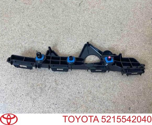 Кронштейн бампера заднього, зовнішній правий 5215542040 TOYOTA