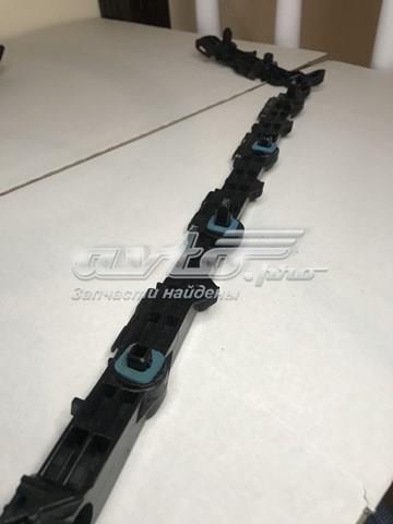 Кронштейн бампера заднього, правий 5257506090 TOYOTA