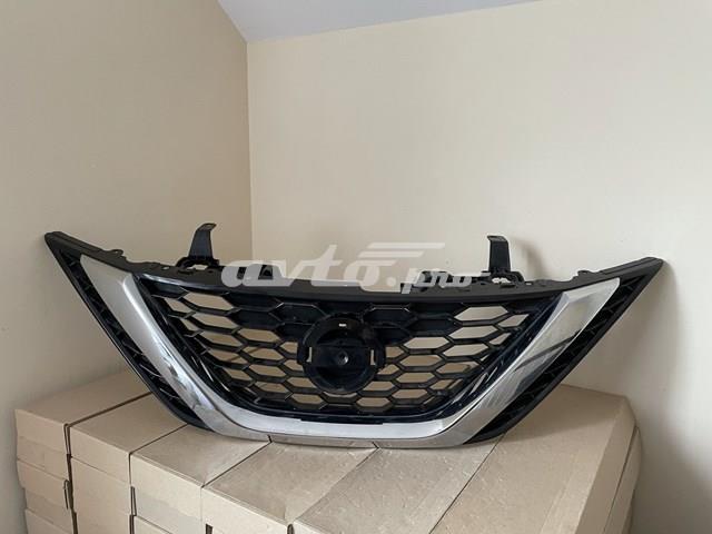 Решітка радіатора 623103YU0A NISSAN