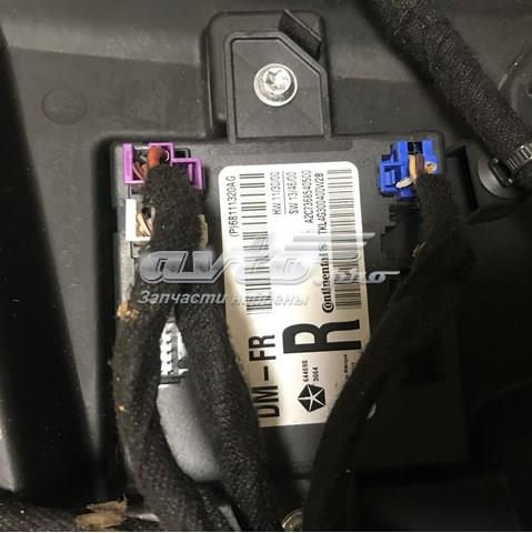 Блок комфорту передніх дверей 68111320AG CHRYSLER