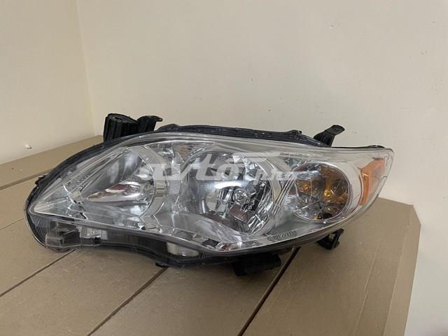 Основна фара в зборі ліва 8115002B50 TOYOTA