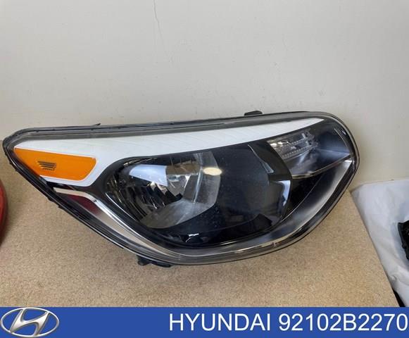 Фара основна права 92102B2270 HYUNDAI