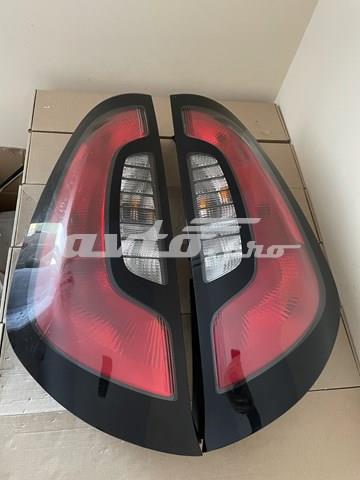 Задня ліва фара 92401B2020 HYUNDAI