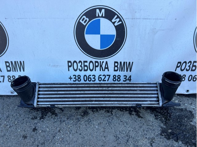 Радіатор інтеркулера 17517524916 BMW